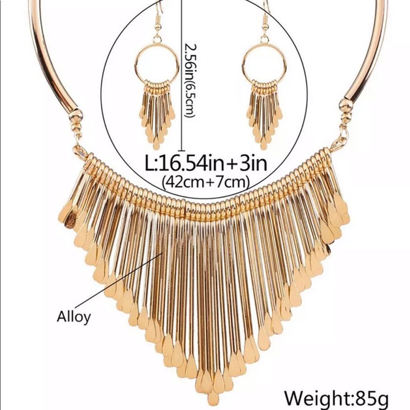 Collar Statement Necklace & Earrings Set Gold Tone - Picture 2 of 3